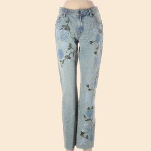Free People Shower Me With Flowers Embroidered denim cotton Blue Jeans size 27